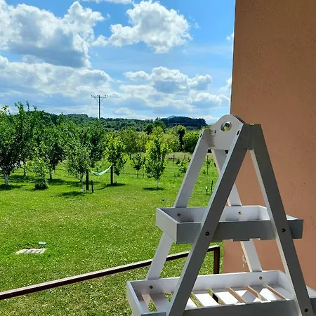 Sunny Funny House Villa Cacak Exterior photo